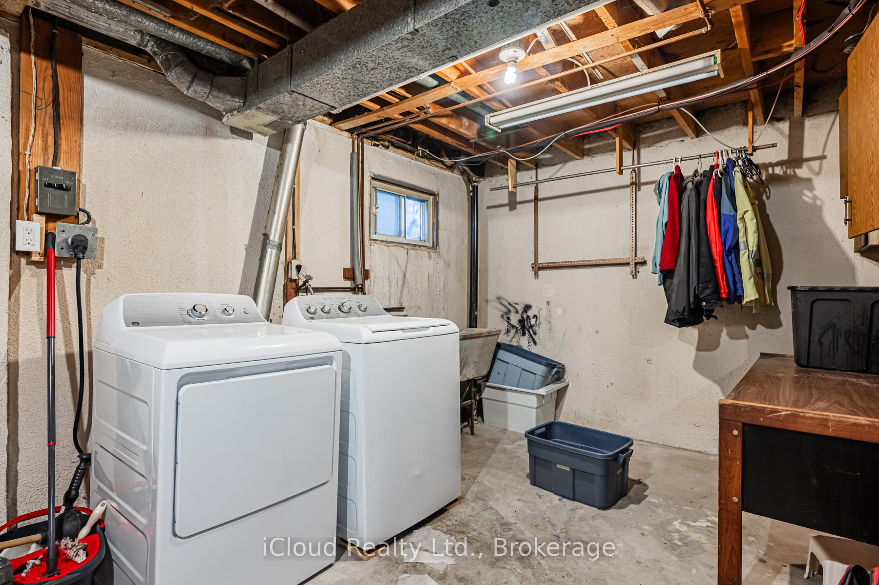 Photo 36 of 331 Archdekin Drive, Brampton, Madoc — HOMEH