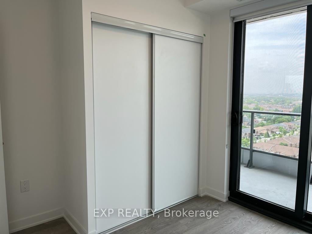 Photo 10 of Unit 1101, 120 Eagle Rock Way, Vaughan, Rural Vaughan — HOMEH