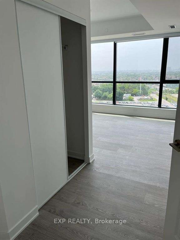 Photo 13 of Unit 1101, 120 Eagle Rock Way, Vaughan, Rural Vaughan — HOMEH