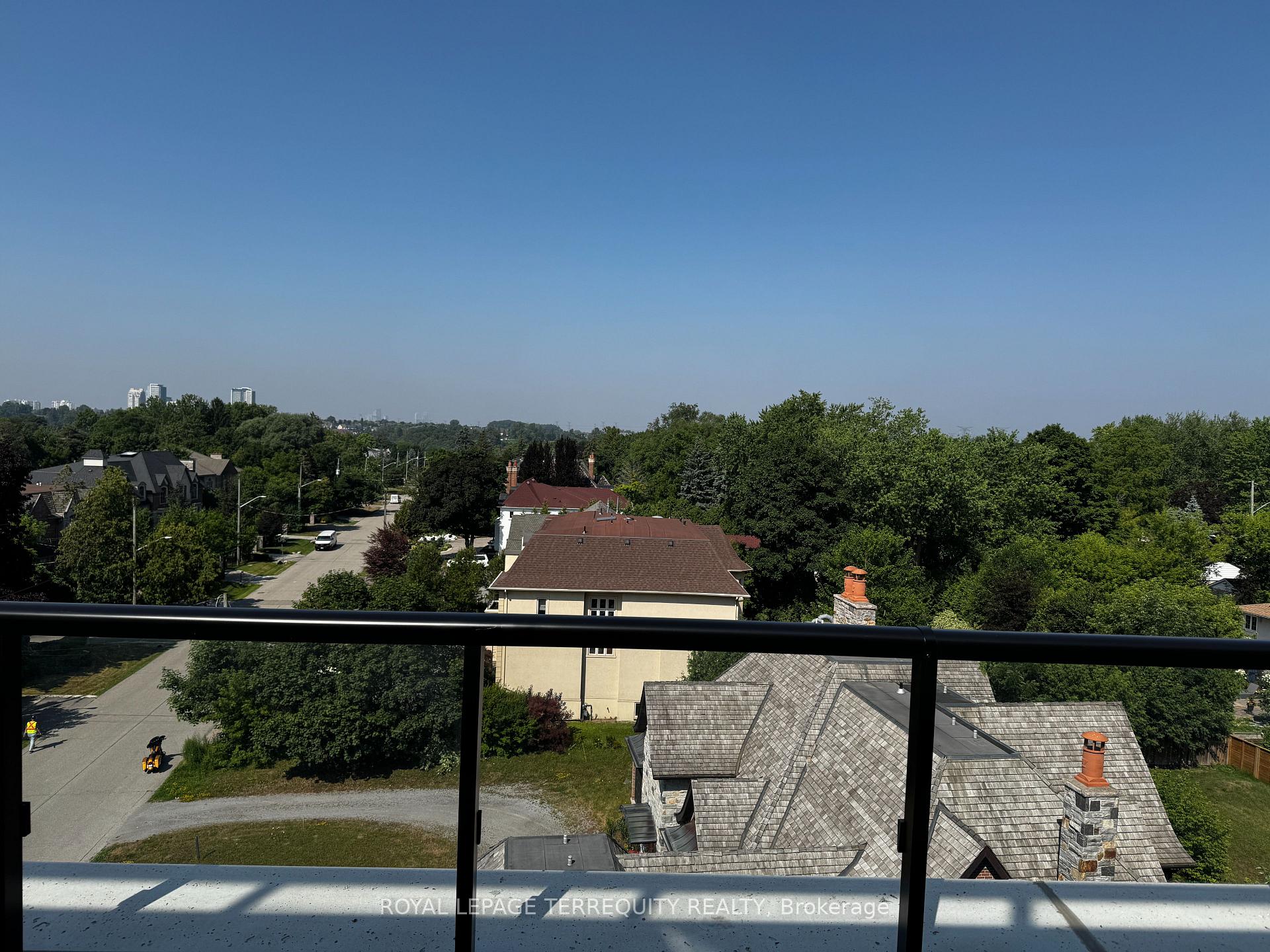 Photo 8 of Unit 527, 8188 Yonge Street, Vaughan, Uplands — HOMEH