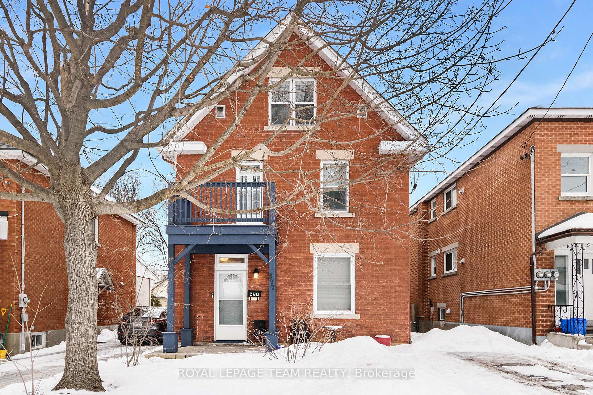 Photo 1 of Unit 2, 677 Roosevelt Avenue, Ottawa, Laurentianview — HOMEH
