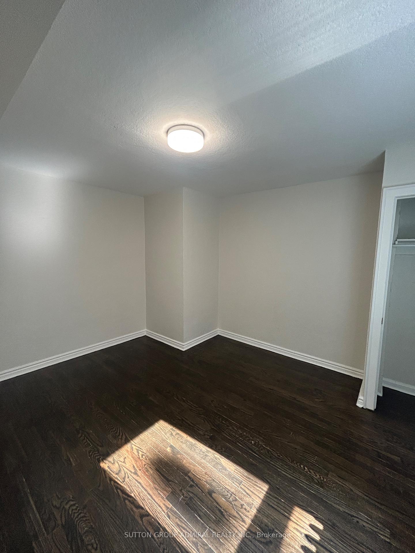 Photo 5 of Unit 14, 166 Eastbourne Avenue, Toronto, Yonge-Eglinton — HOMEH