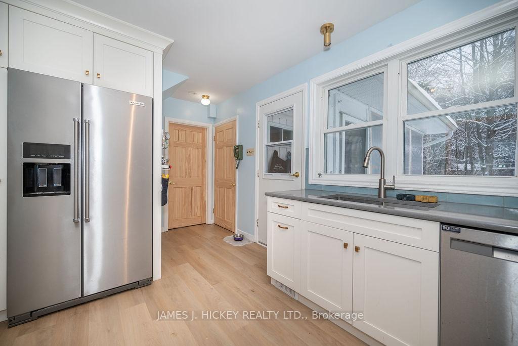 Photo 5 of 10 Frontenac Crescent, Deep River — HOMEH