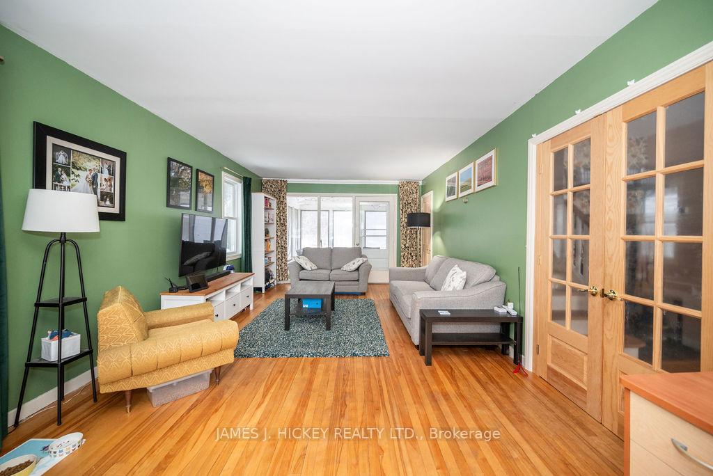 Photo 14 of 10 Frontenac Crescent, Deep River — HOMEH