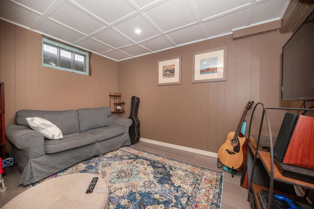 Photo 25 of 10 Frontenac Crescent, Deep River — HOMEH