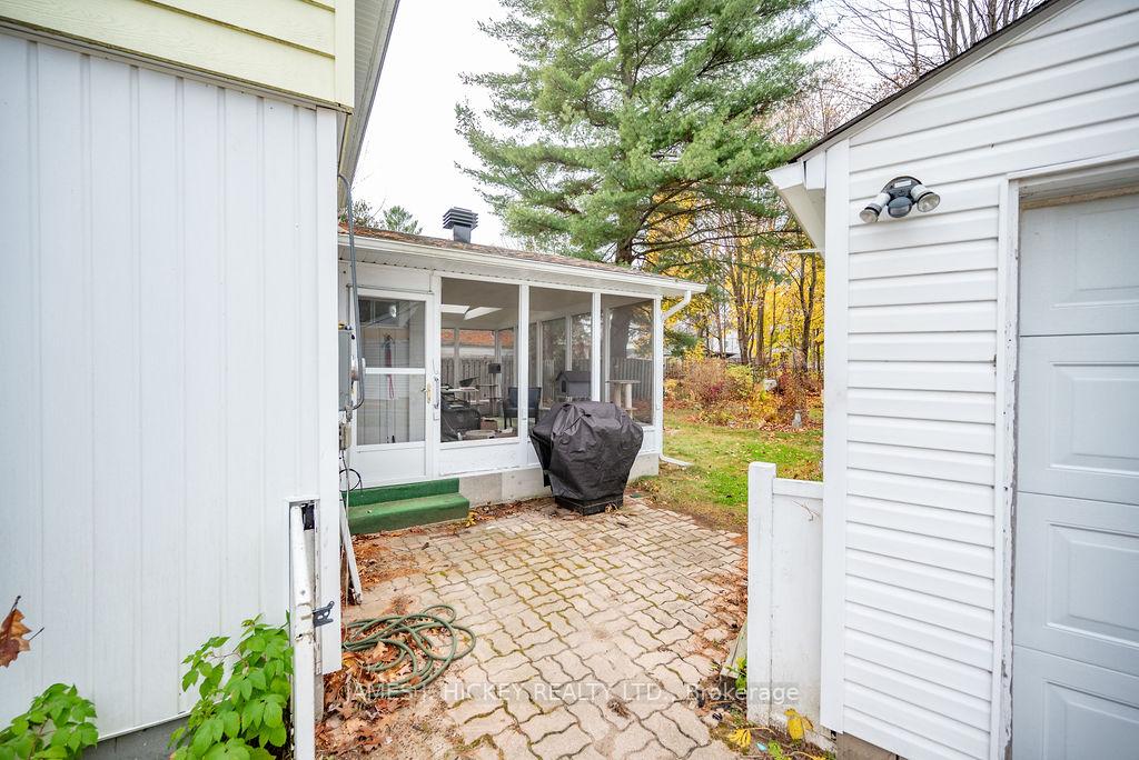 Photo 32 of 10 Frontenac Crescent, Deep River — HOMEH
