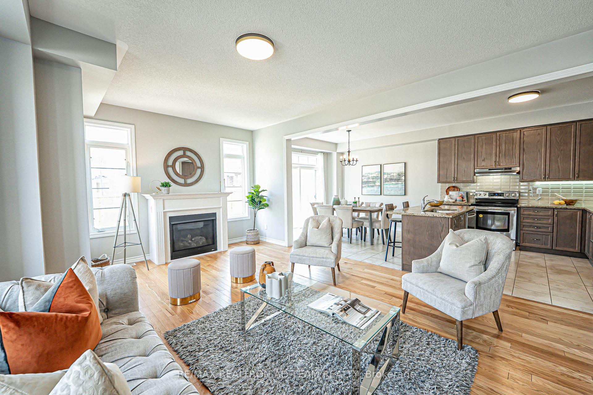 Photo 6 of 116 Workmen's Circle, Ajax, Northwest Ajax — HOMEH