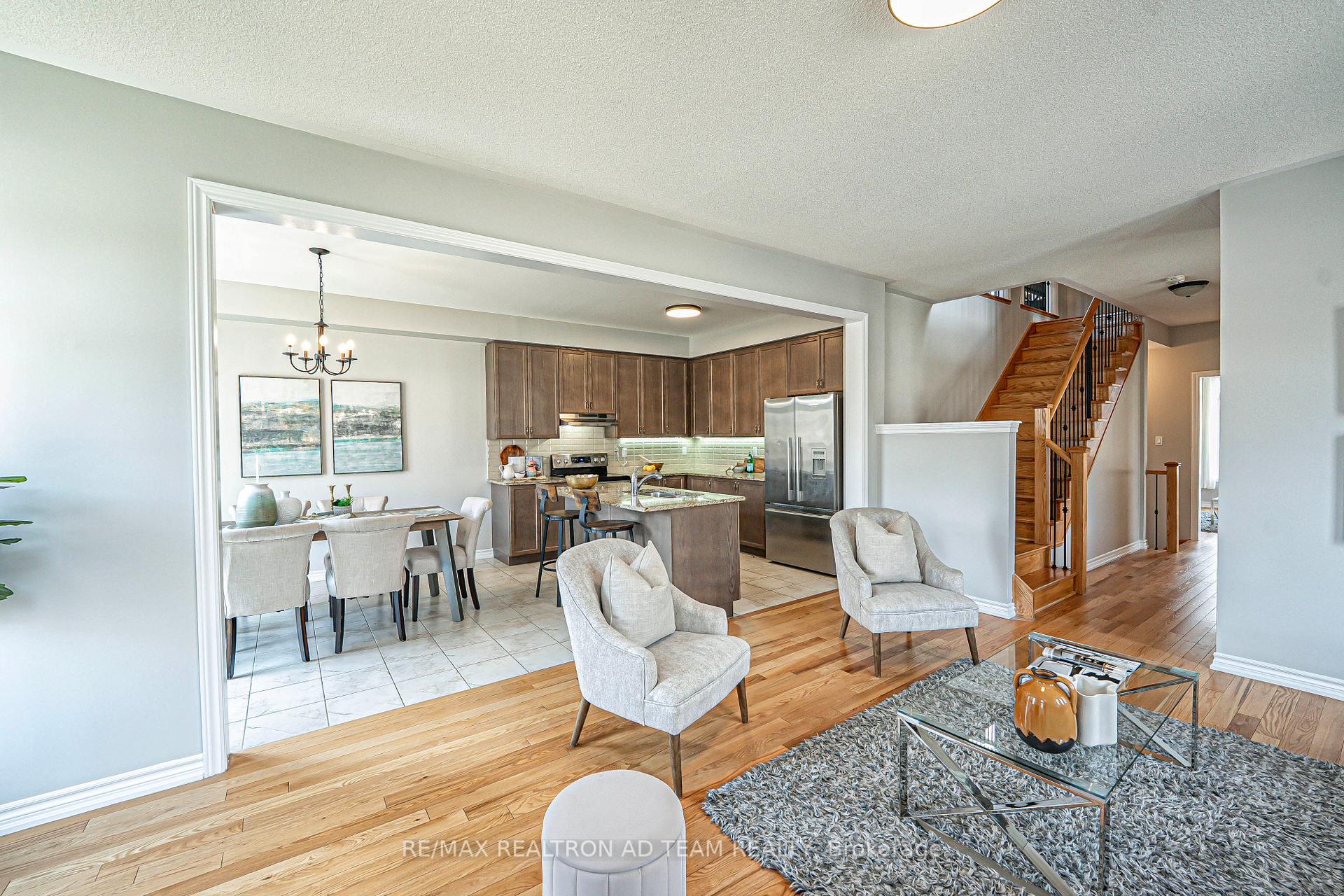 Photo 8 of 116 Workmen's Circle, Ajax, Northwest Ajax — HOMEH