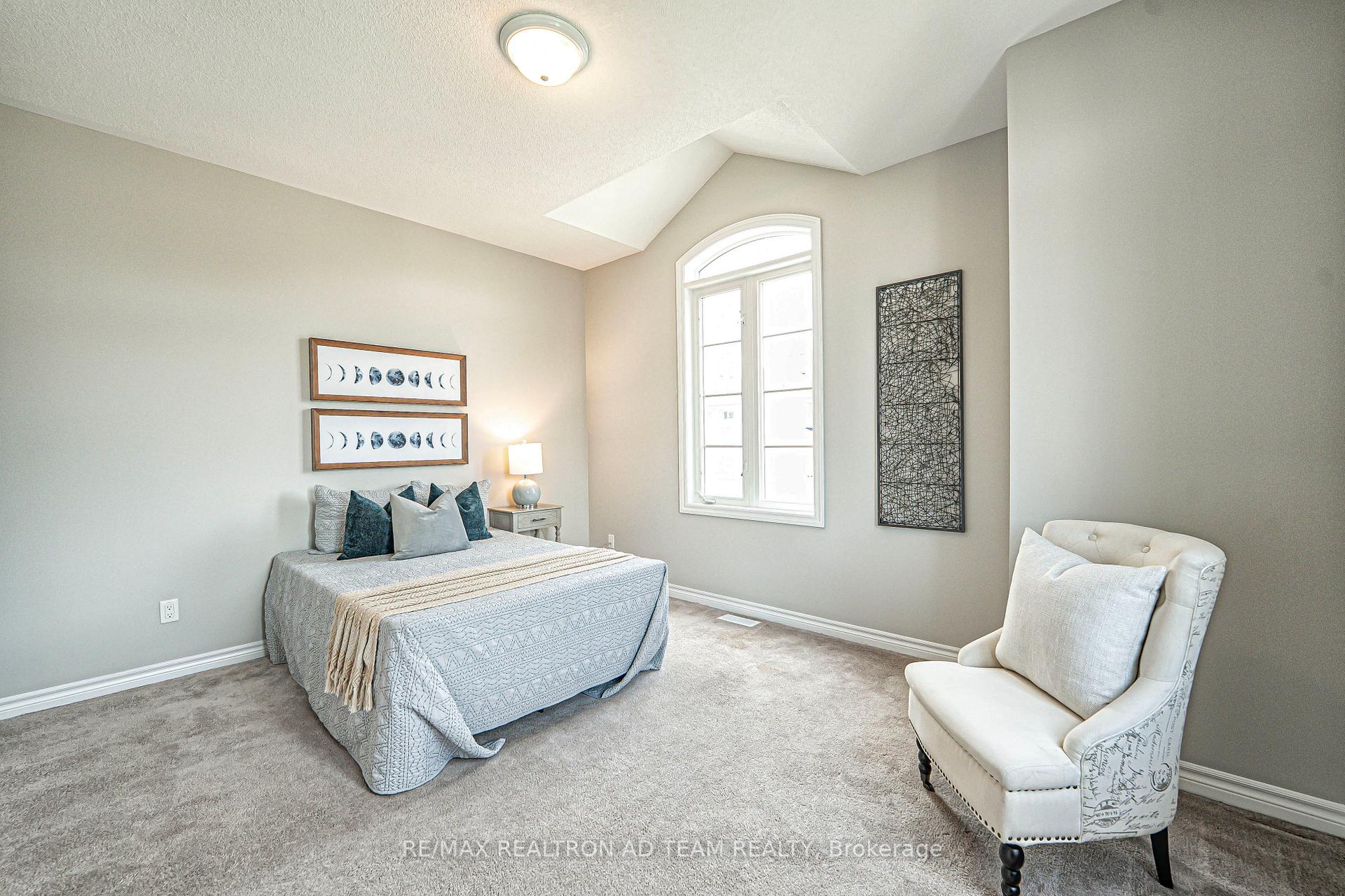 Photo 22 of 116 Workmen's Circle, Ajax, Northwest Ajax — HOMEH