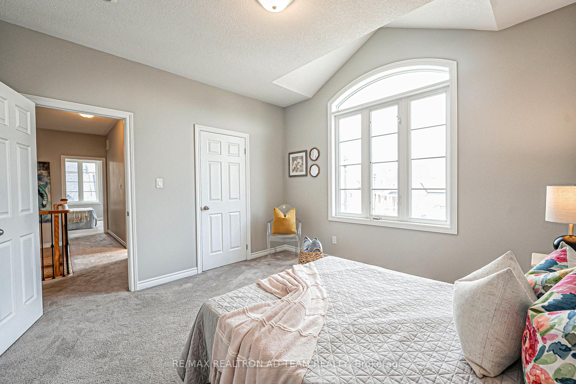 Photo 25 of 116 Workmen's Circle, Ajax, Northwest Ajax — HOMEH
