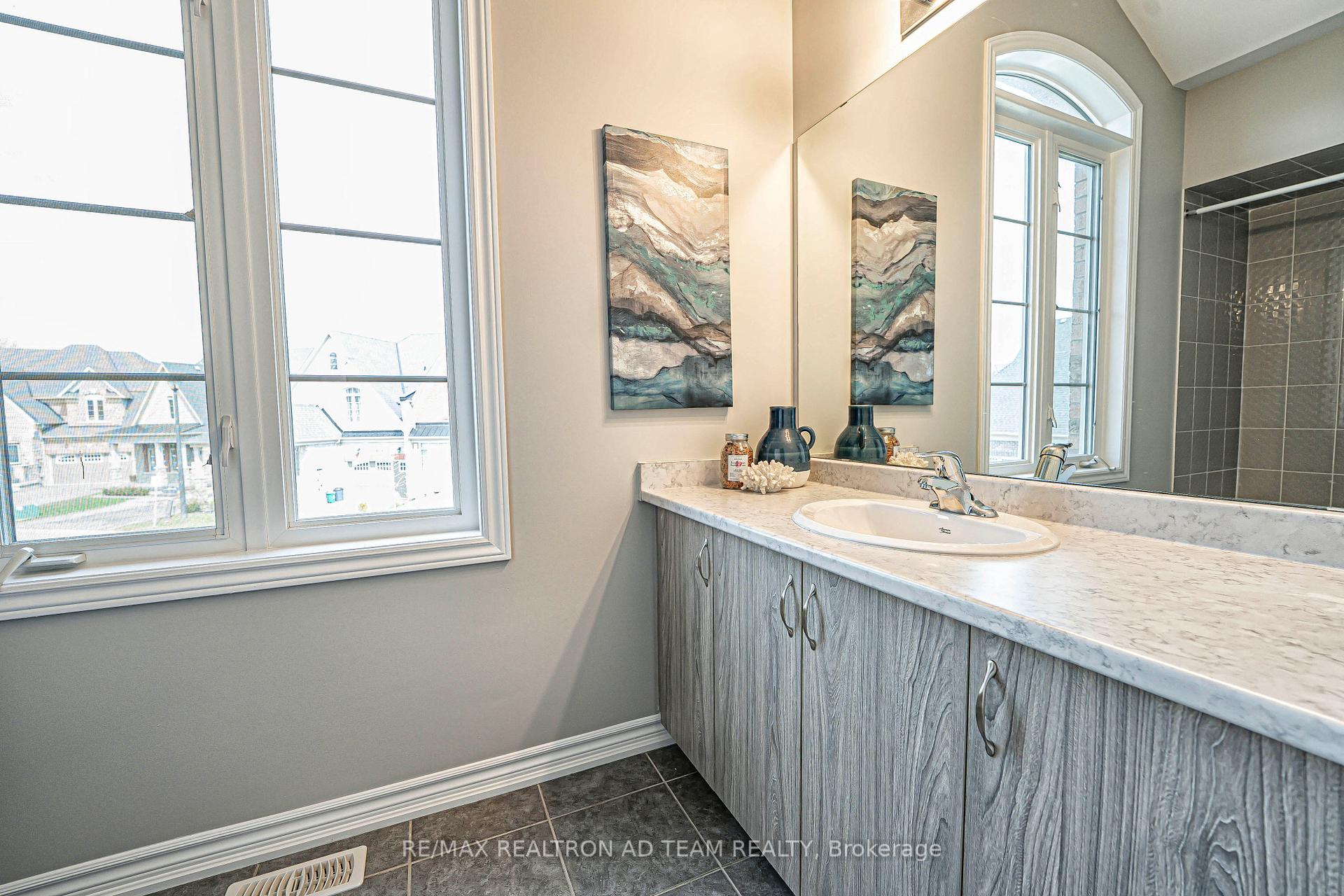 Photo 28 of 116 Workmen's Circle, Ajax, Northwest Ajax — HOMEH