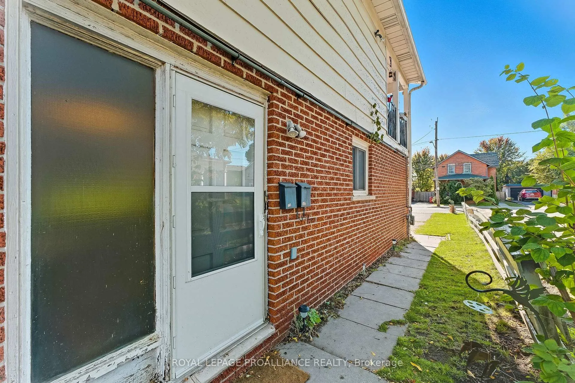 Photo 9 of 32 James Street W, Cobourg — HOMEH