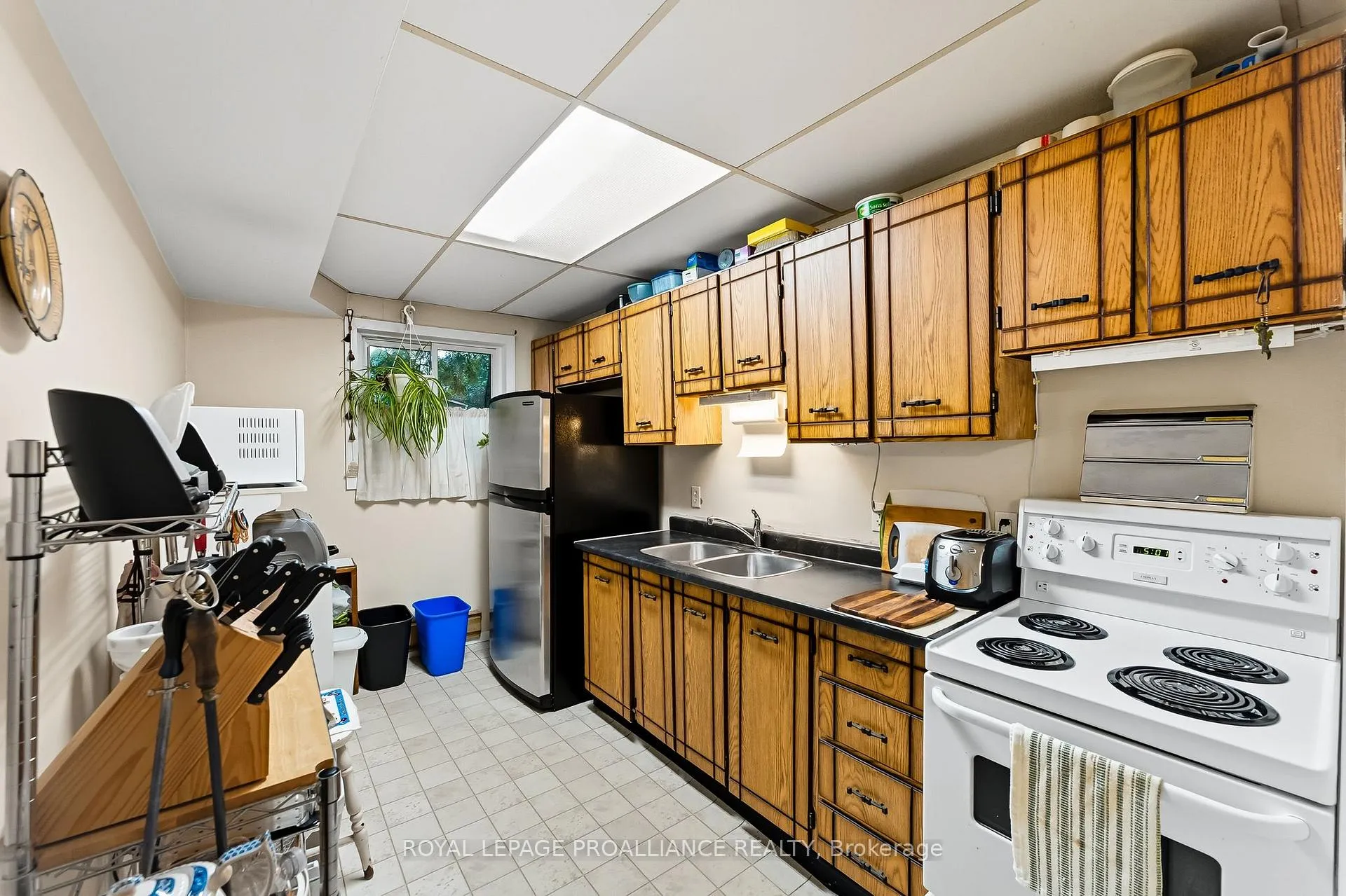 Photo 17 of 32 James Street W, Cobourg — HOMEH
