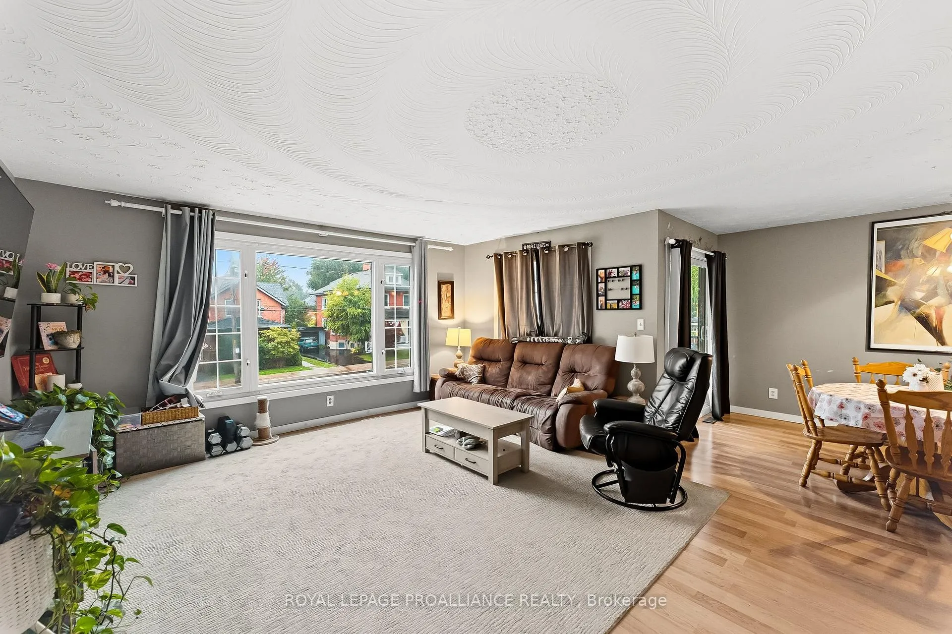Photo 26 of 32 James Street W, Cobourg — HOMEH