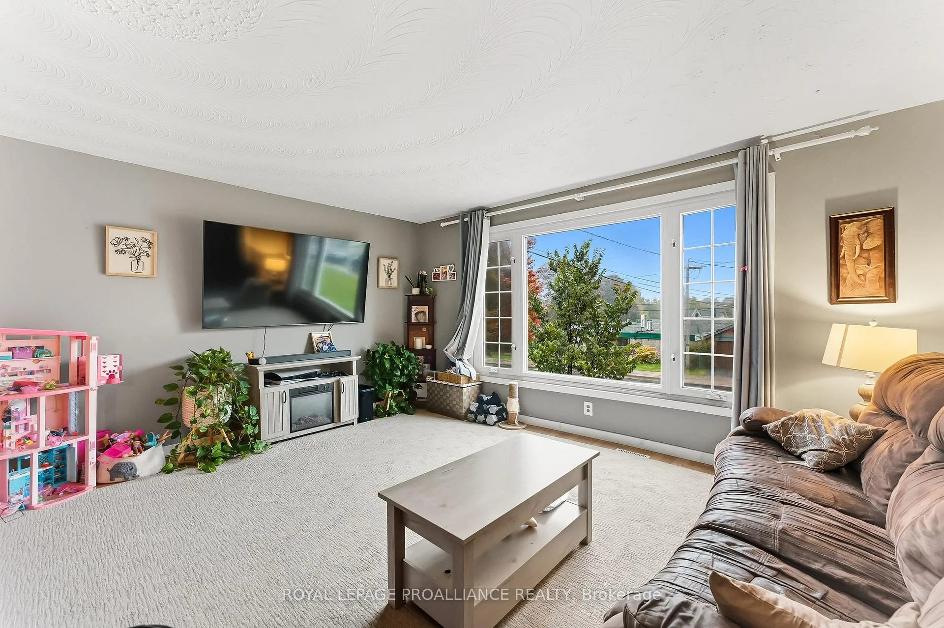 Photo 29 of 32 James Street W, Cobourg — HOMEH