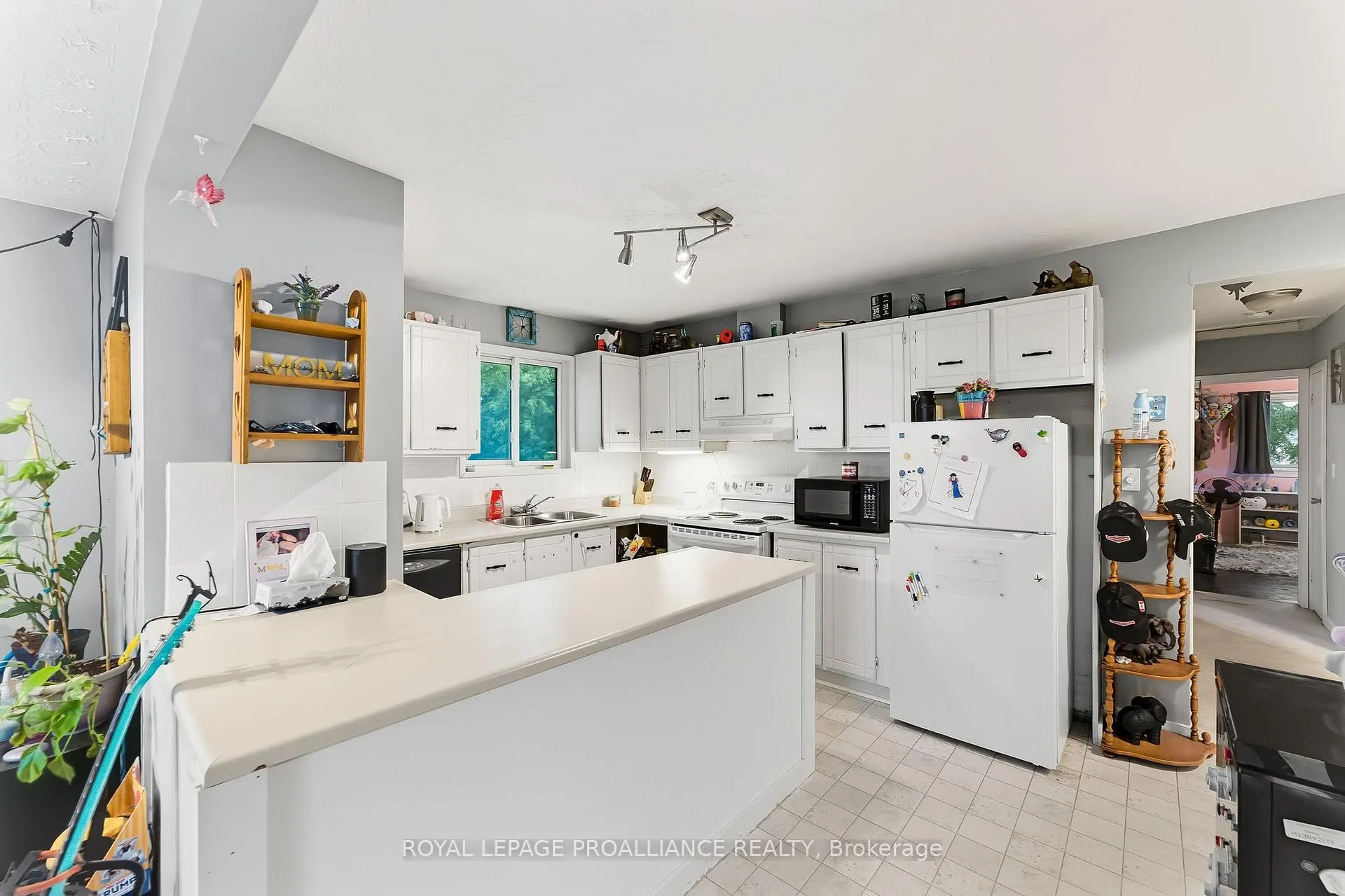 Photo 34 of 32 James Street W, Cobourg — HOMEH
