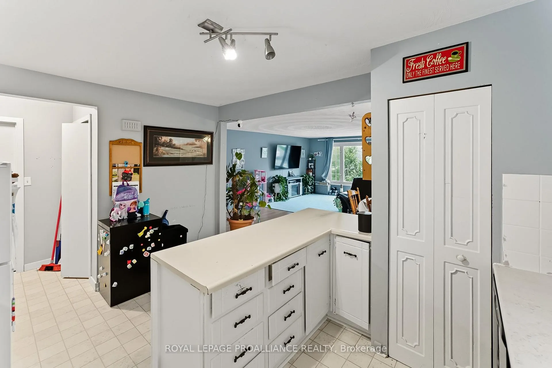 Photo 36 of 32 James Street W, Cobourg — HOMEH