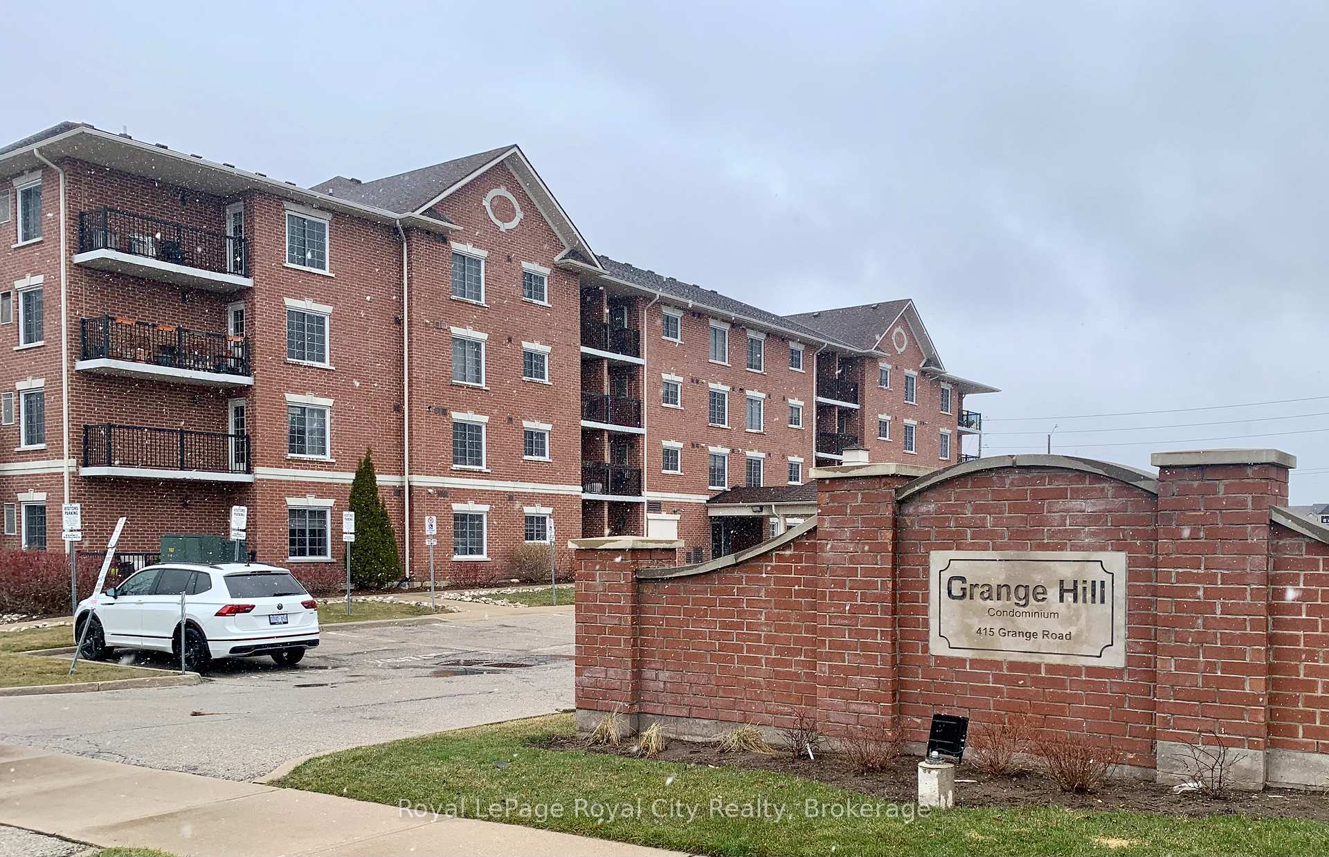 Front of Unit 107, 415 Grange Road
