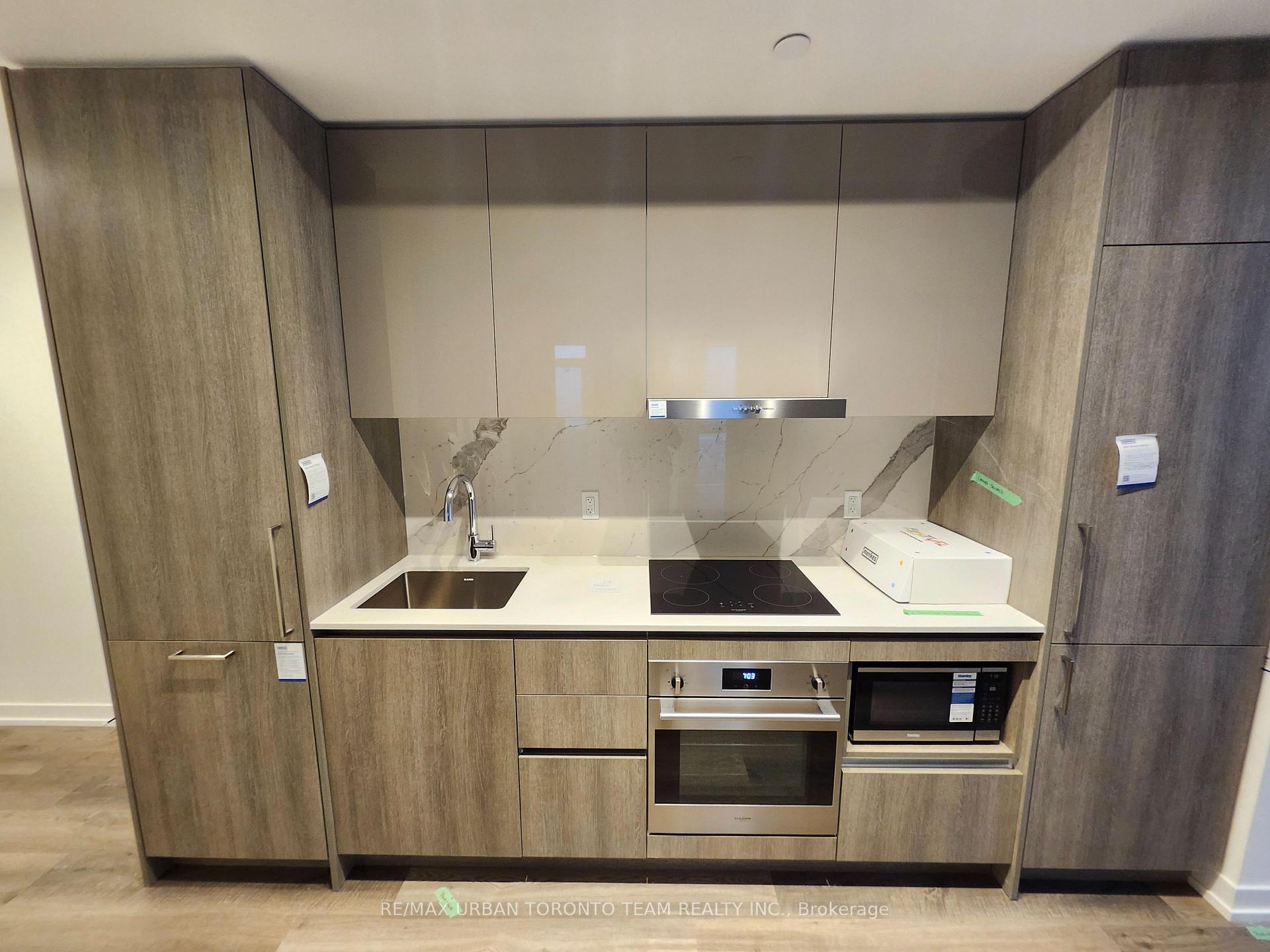 Photo 3 of Unit 4111, 195 Commerce Street, Vaughan, Vaughan Corporate Centre — HOMEH
