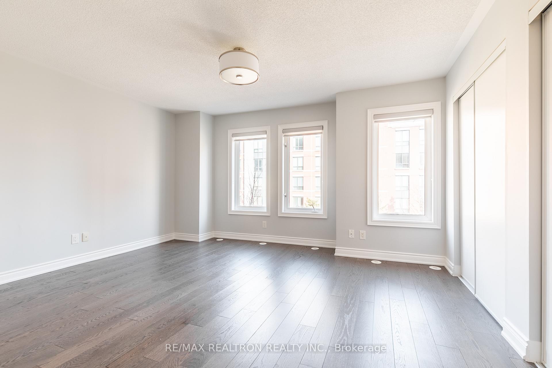 Photo 14 of 72 Times Avenue, Markham, Commerce Valley — HOMEH
