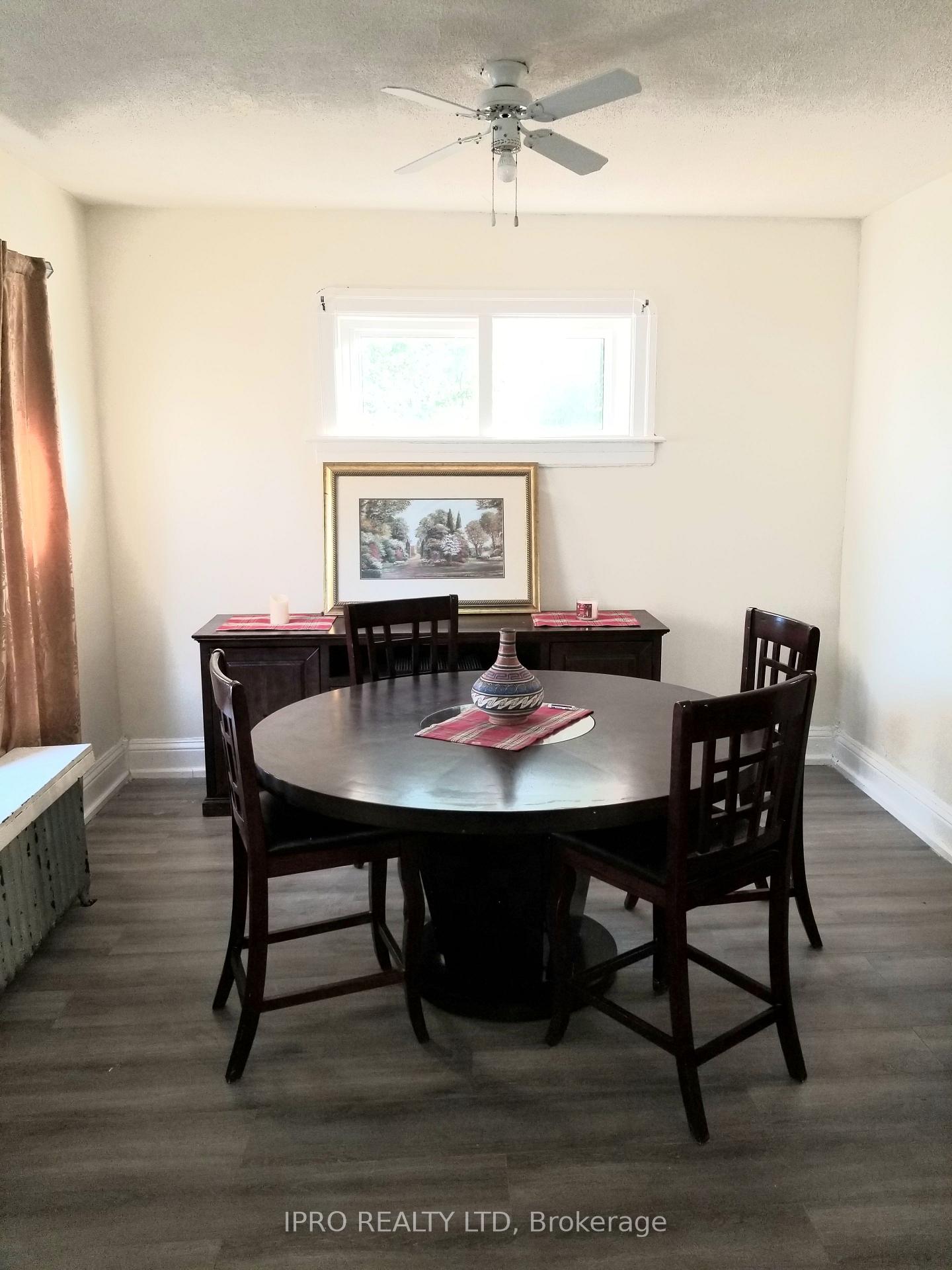 Photo 11 of 304 Queen Street, Chatham-Kent, Chatham — HOMEH