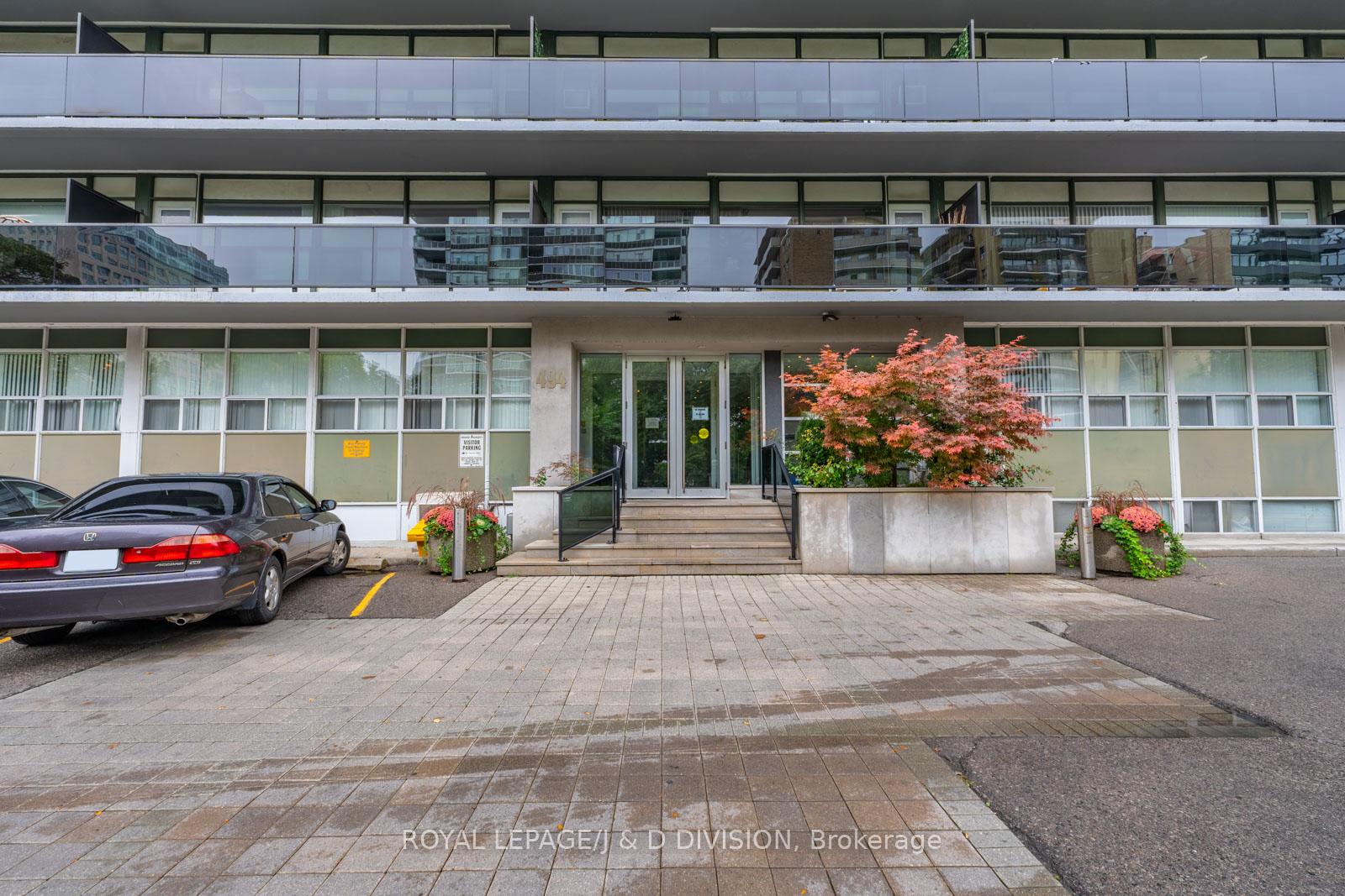 Photo 3 of Unit 125, 494 Avenue Road, Toronto, Forest Hill South — HOMEH