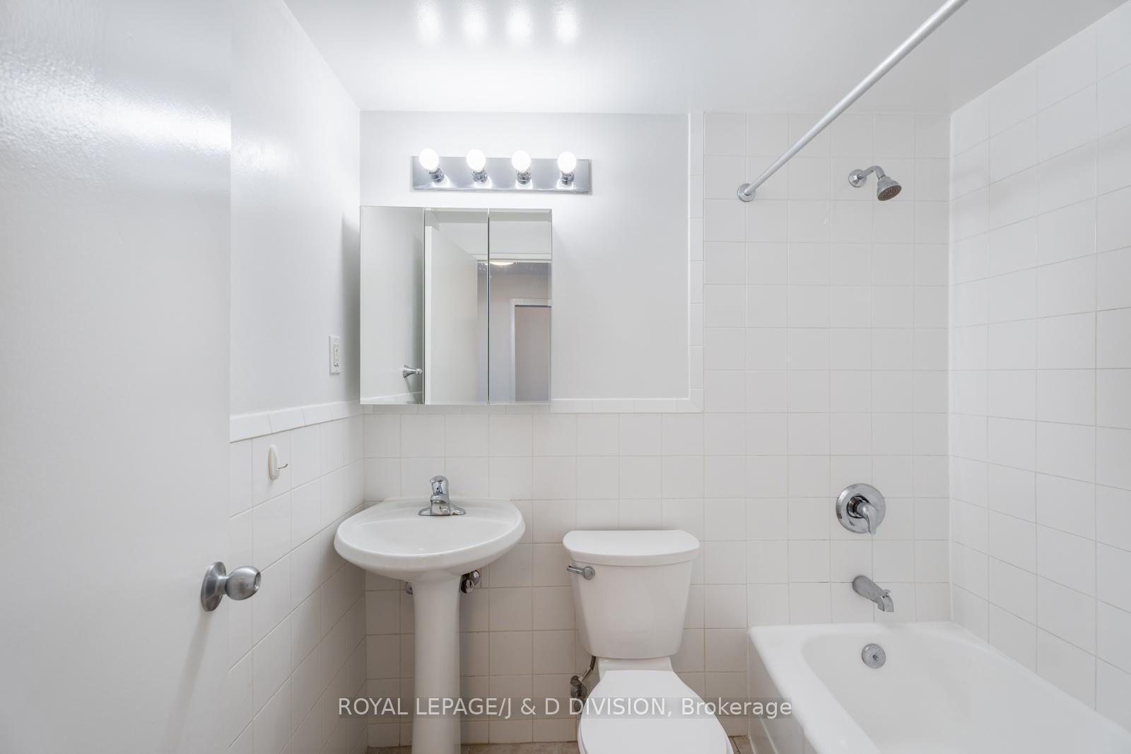 Photo 33 of Unit 125, 494 Avenue Road, Toronto, Forest Hill South — HOMEH