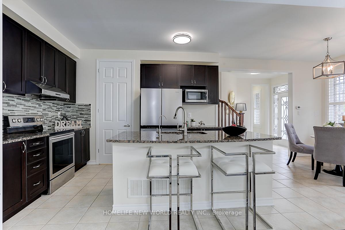 Photo 9 of 25 Thomas Phillips Drive, Aurora, Rural Aurora — HOMEH