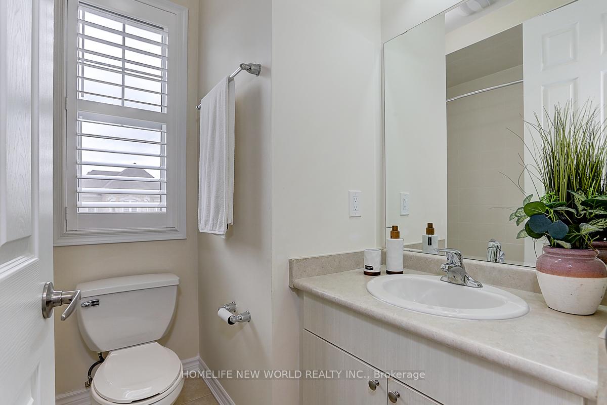 Photo 21 of 25 Thomas Phillips Drive, Aurora, Rural Aurora — HOMEH