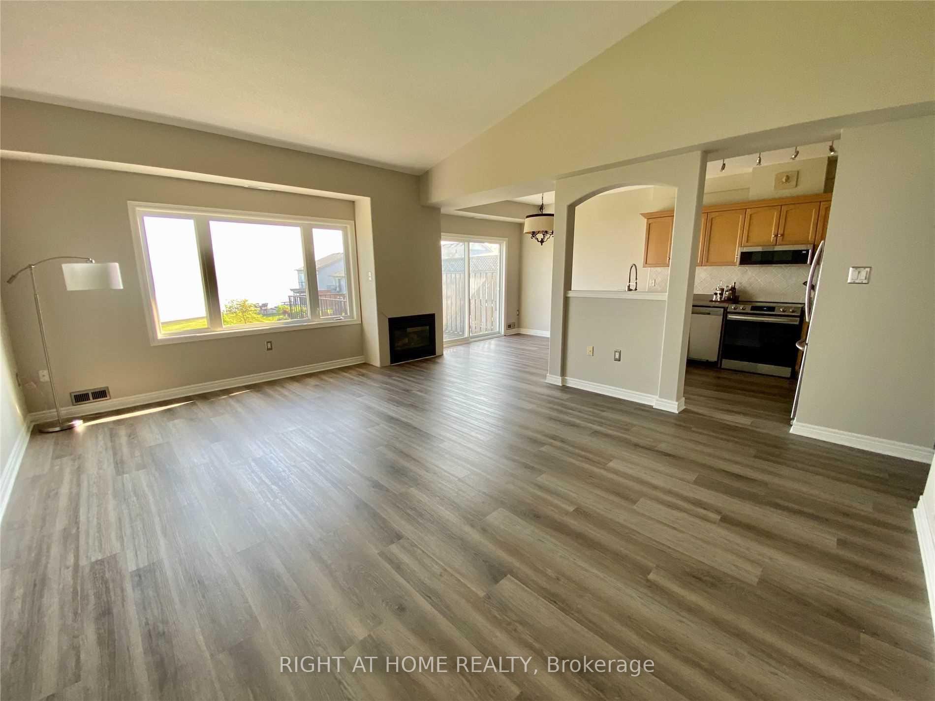 Photo 16 of Unit 78, 515 North Service Road, Hamilton, Stoney Creek — HOMEH