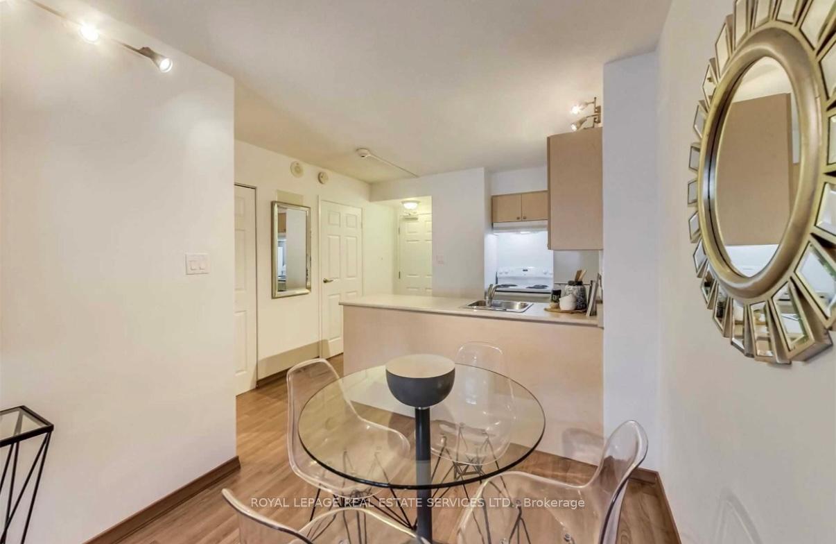 Photo 7 of Unit 208, 15 Maplewood Avenue, Toronto, Humewood-Cedarvale — HOMEH