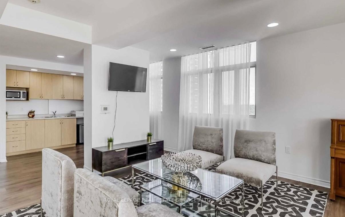 Photo 17 of Unit 208, 15 Maplewood Avenue, Toronto, Humewood-Cedarvale — HOMEH
