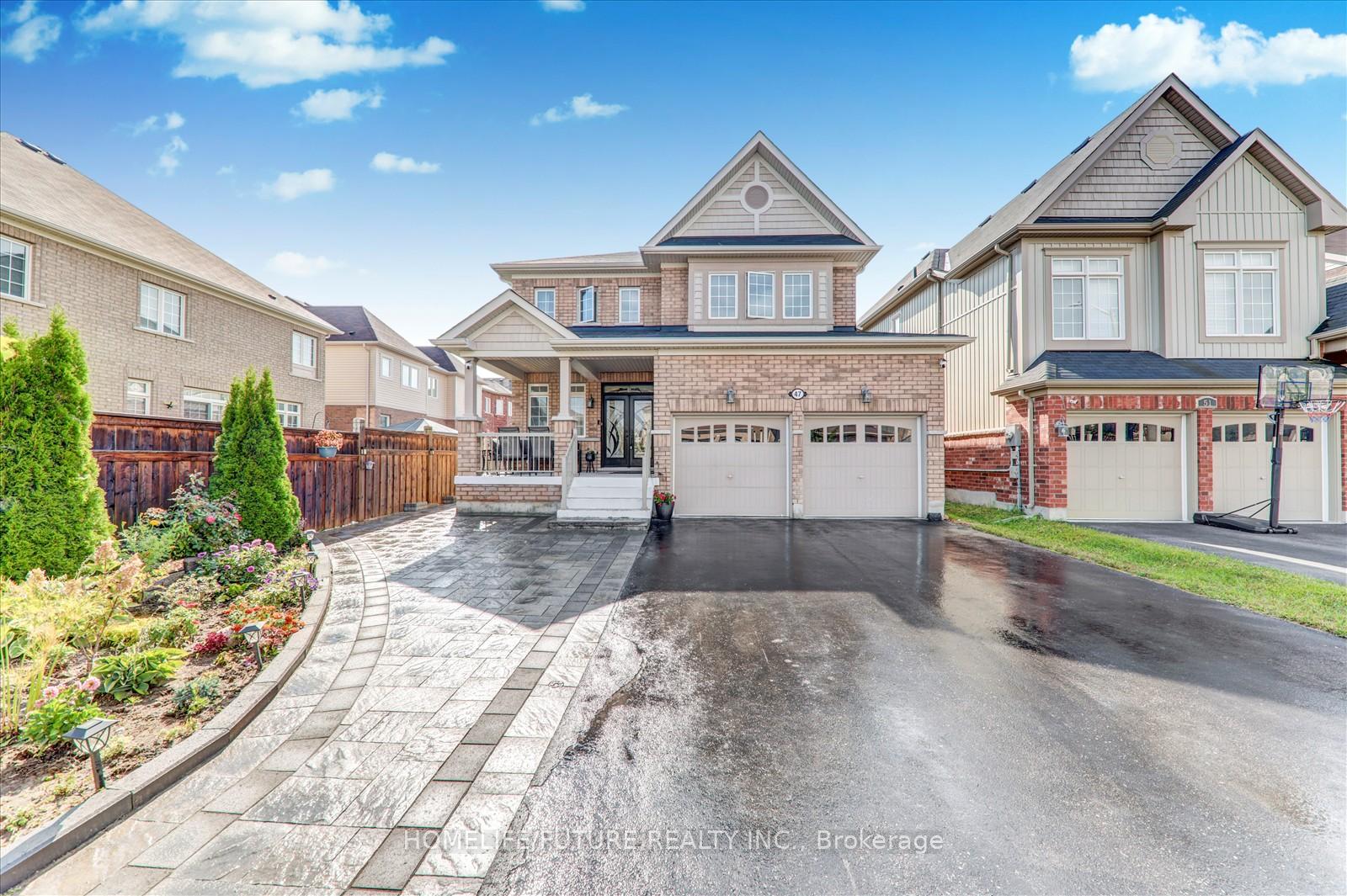 Photo 2 of 47 Henry Smith Avenue, Clarington, Bowmanville — HOMEH