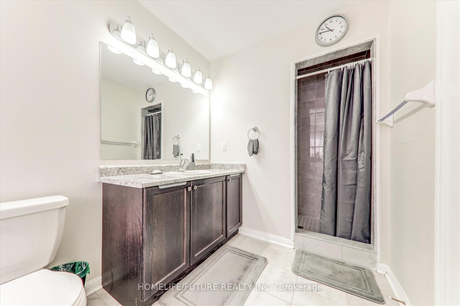 Photo 24 of 47 Henry Smith Avenue, Clarington, Bowmanville — HOMEH