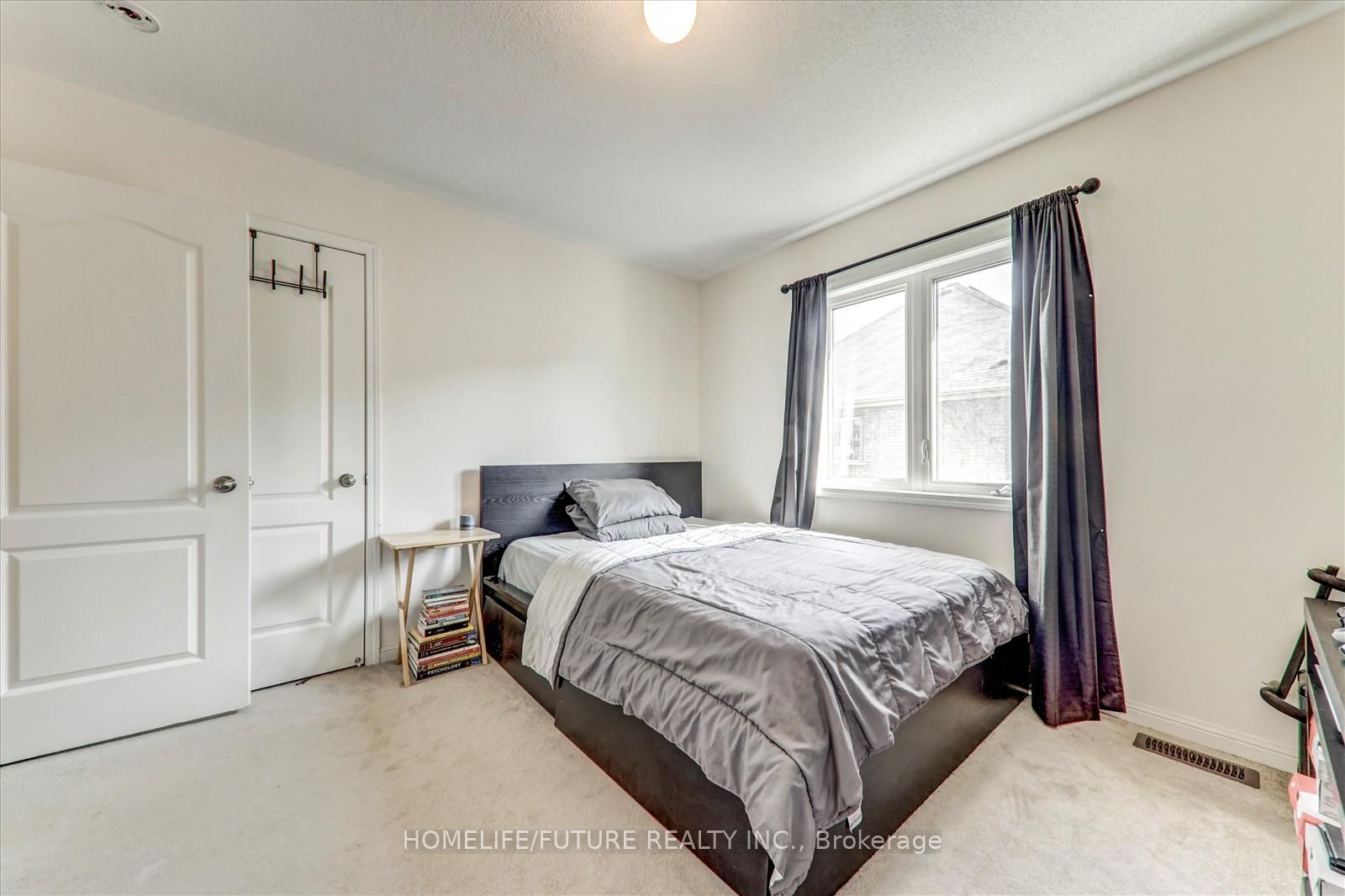 Photo 26 of 47 Henry Smith Avenue, Clarington, Bowmanville — HOMEH