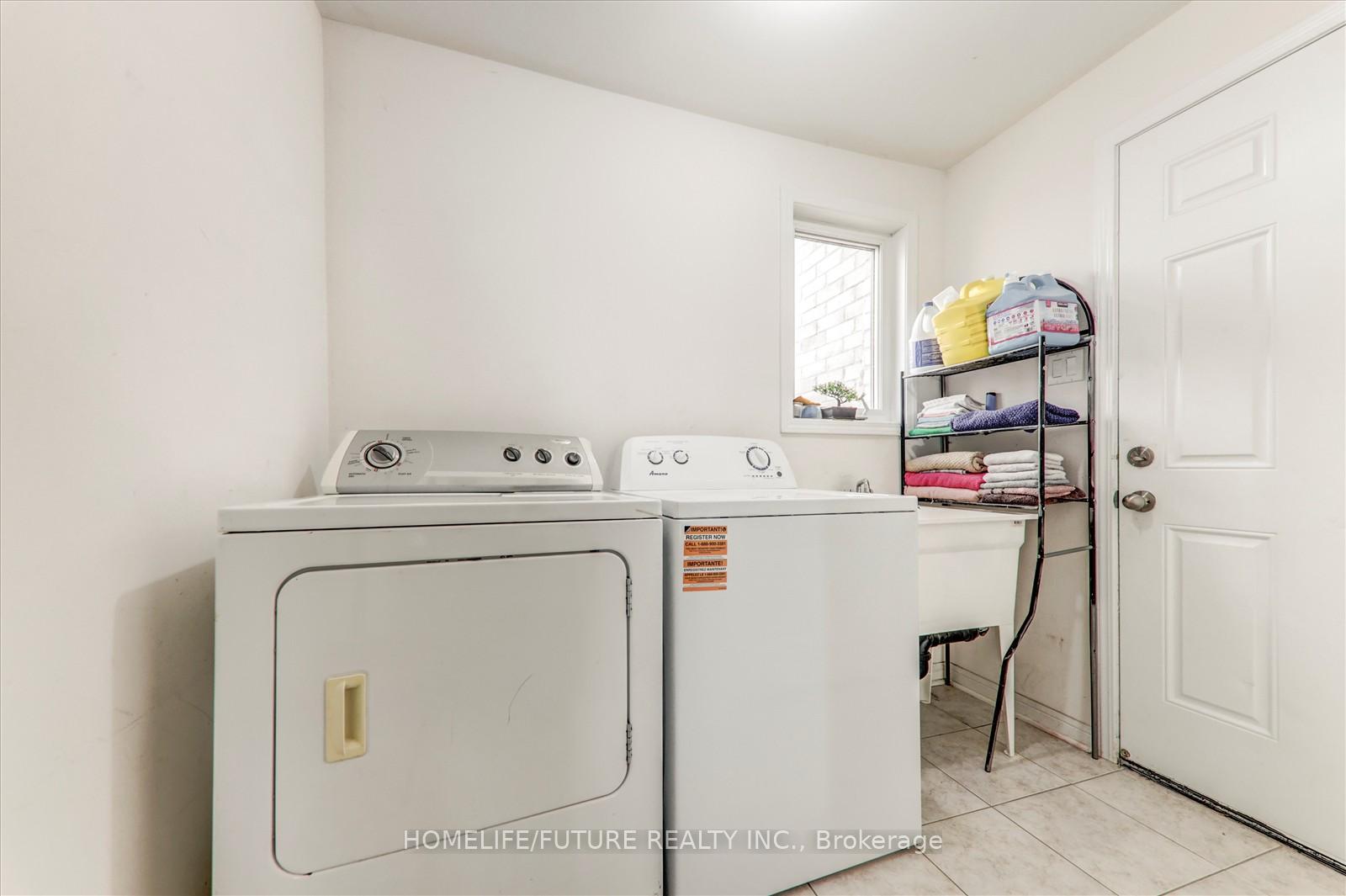 Photo 33 of 47 Henry Smith Avenue, Clarington, Bowmanville — HOMEH