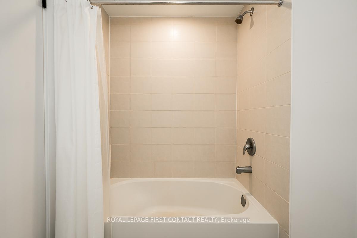 Photo 13 of Unit 207, 1 Chef Lane, Barrie, Innis-Shore — HOMEH