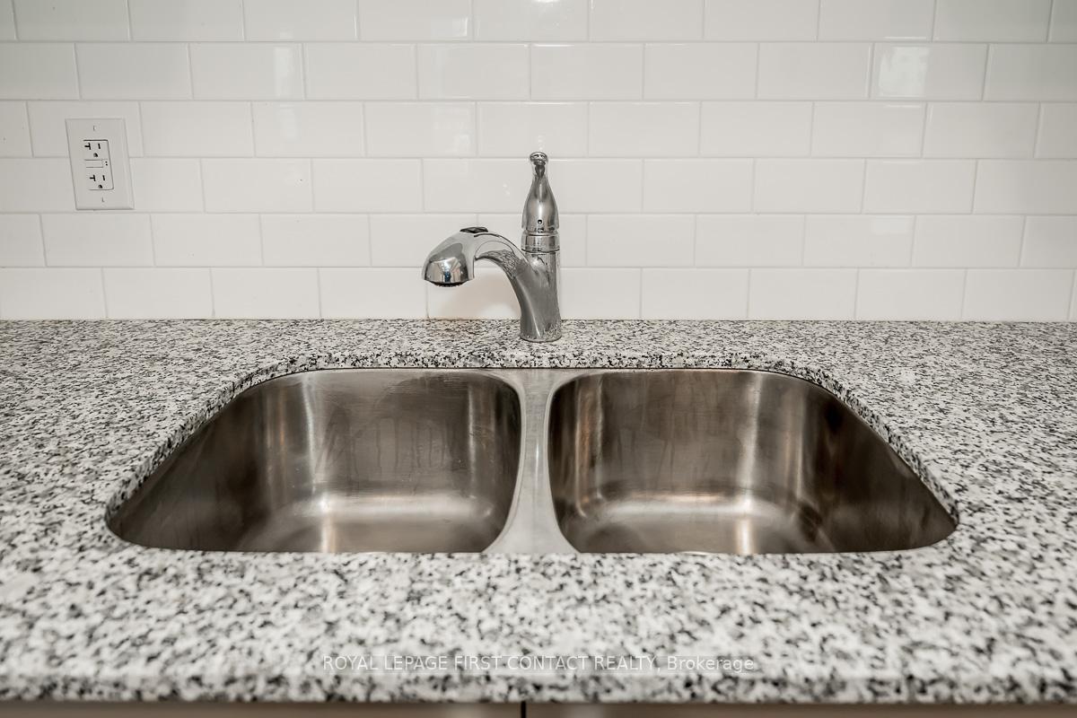 Photo 18 of Unit 207, 1 Chef Lane, Barrie, Innis-Shore — HOMEH