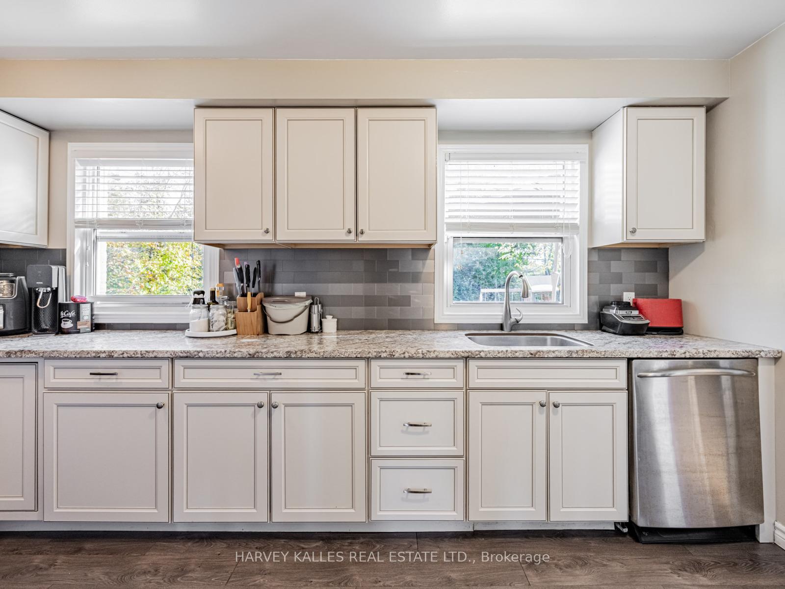 Photo 13 of 117 Eldomar Avenue, Brampton, Brampton East — HOMEH