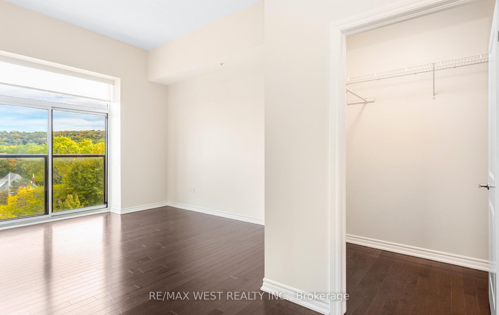Photo 14 of Unit PH04, 427 Aberdeen Avenue, Hamilton, Kirkendall — HOMEH