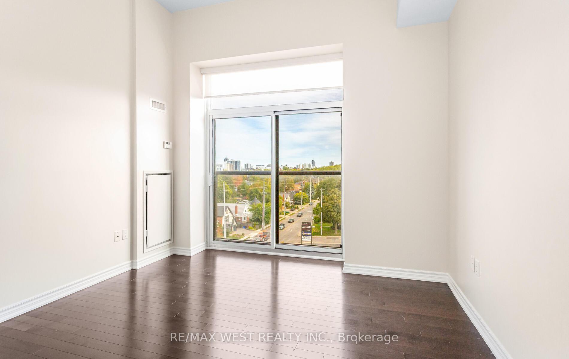 Photo 16 of Unit PH04, 427 Aberdeen Avenue, Hamilton, Kirkendall — HOMEH