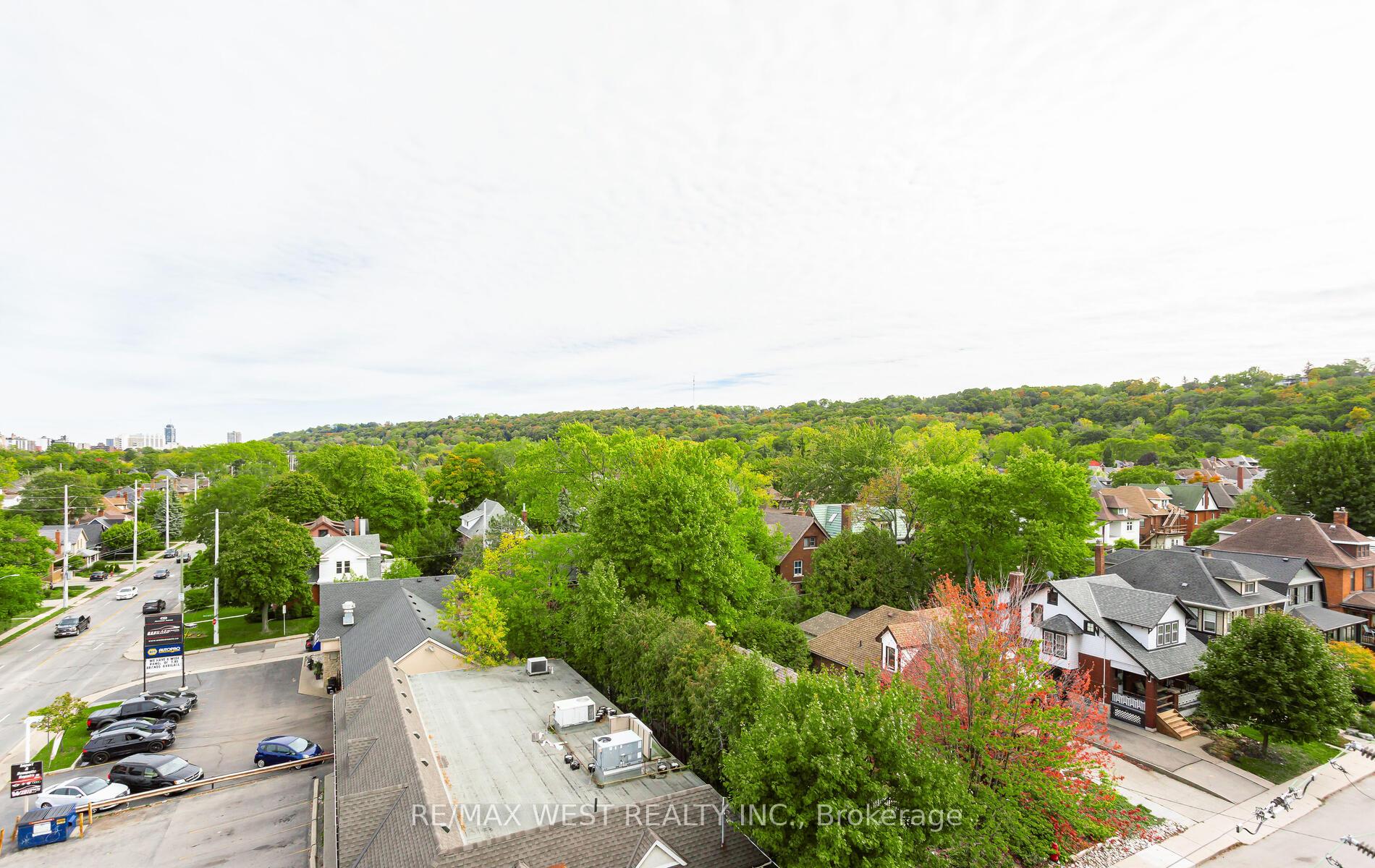 Photo 31 of Unit PH04, 427 Aberdeen Avenue, Hamilton, Kirkendall — HOMEH