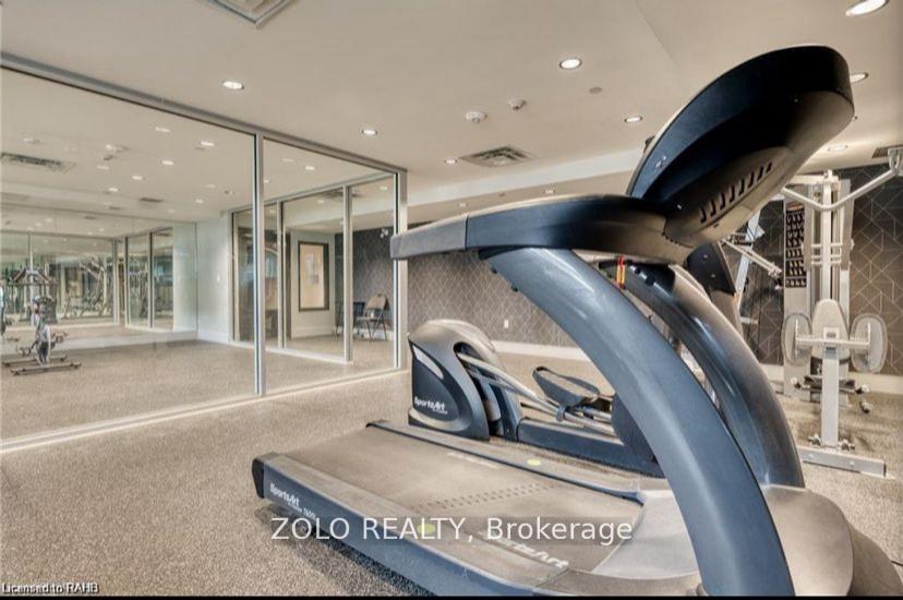 Photo 10 of Unit 314, 16 Markle Crescent Bend, Hamilton, Ancaster — HOMEH
