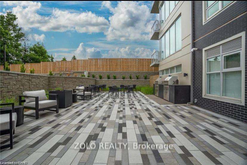 Photo 18 of Unit 314, 16 Markle Crescent Bend, Hamilton, Ancaster — HOMEH