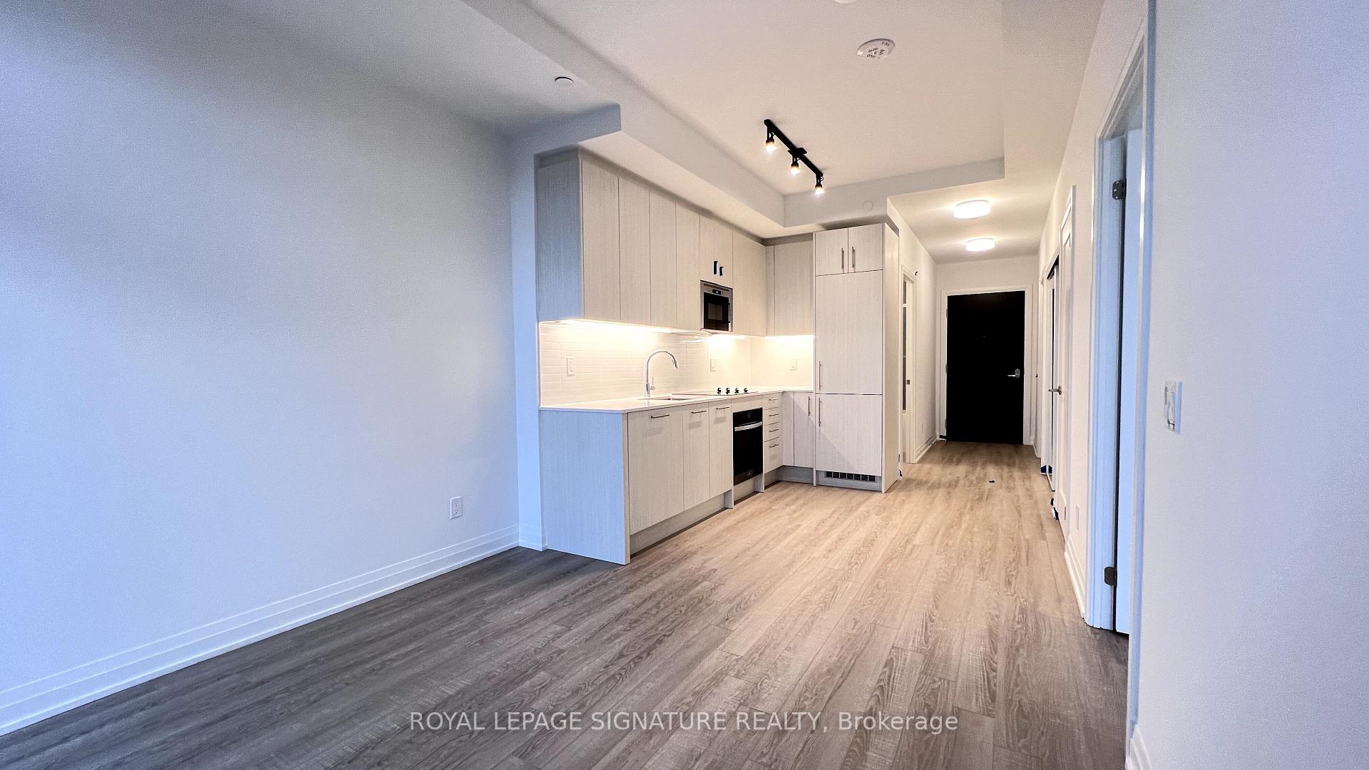 Photo 3 of Unit 718, 286 Main Street, Toronto, East End-Danforth — HOMEH