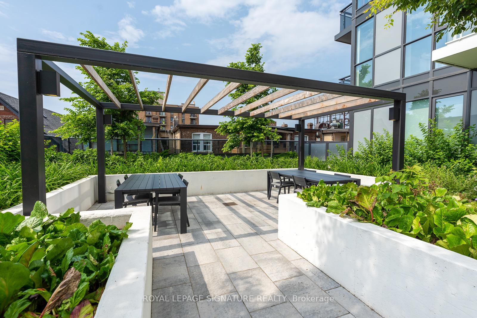 Photo 18 of Unit 718, 286 Main Street, Toronto, East End-Danforth — HOMEH