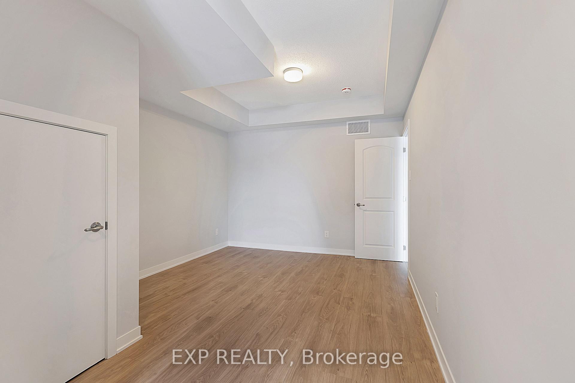 Photo 23 of 114 Parnian Private, Ottawa, Barrhaven - Half Moon Bay — HOMEH