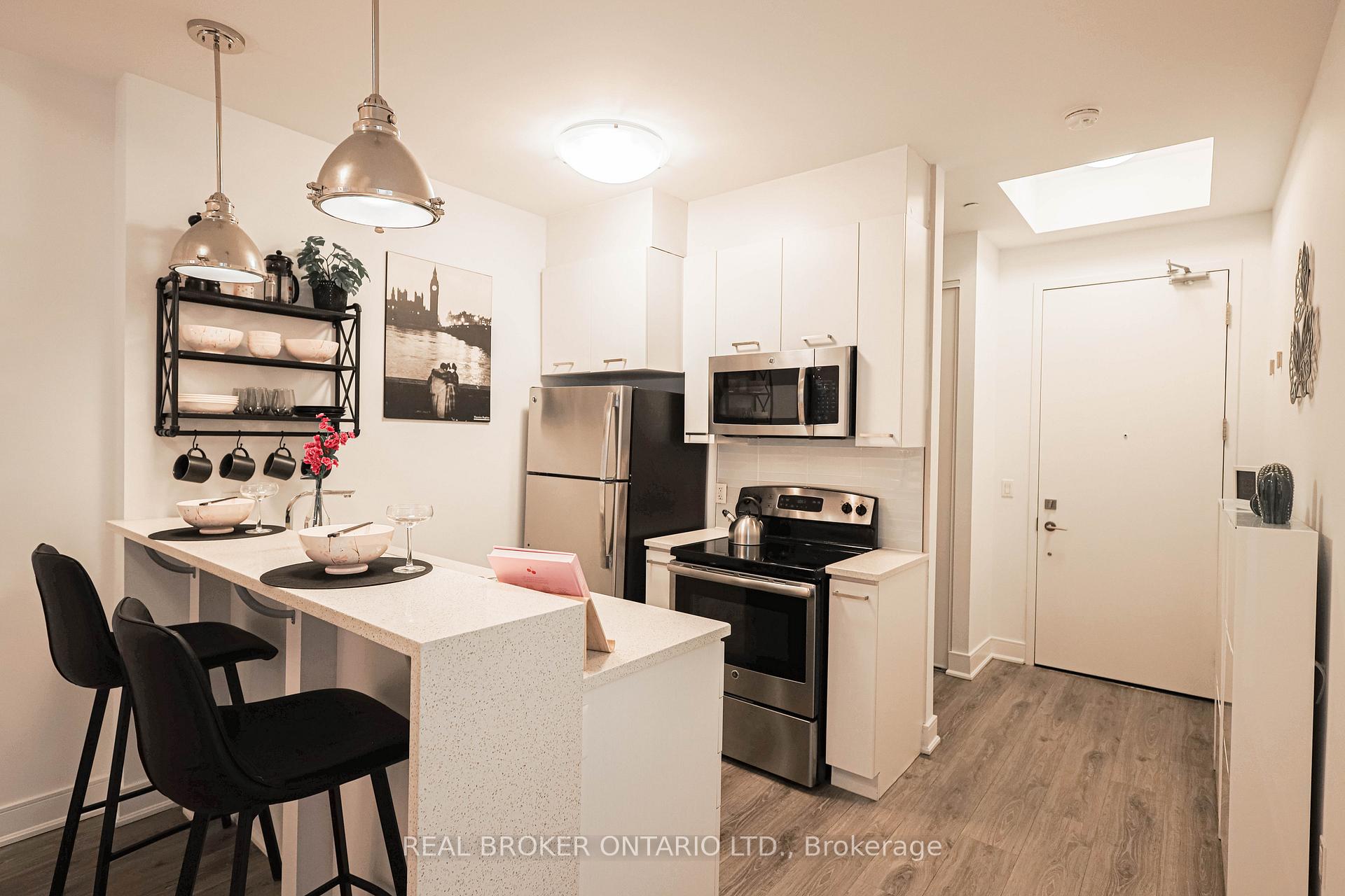 Photo 4 of Unit 311, 150 Main Street, Hamilton, Central — HOMEH