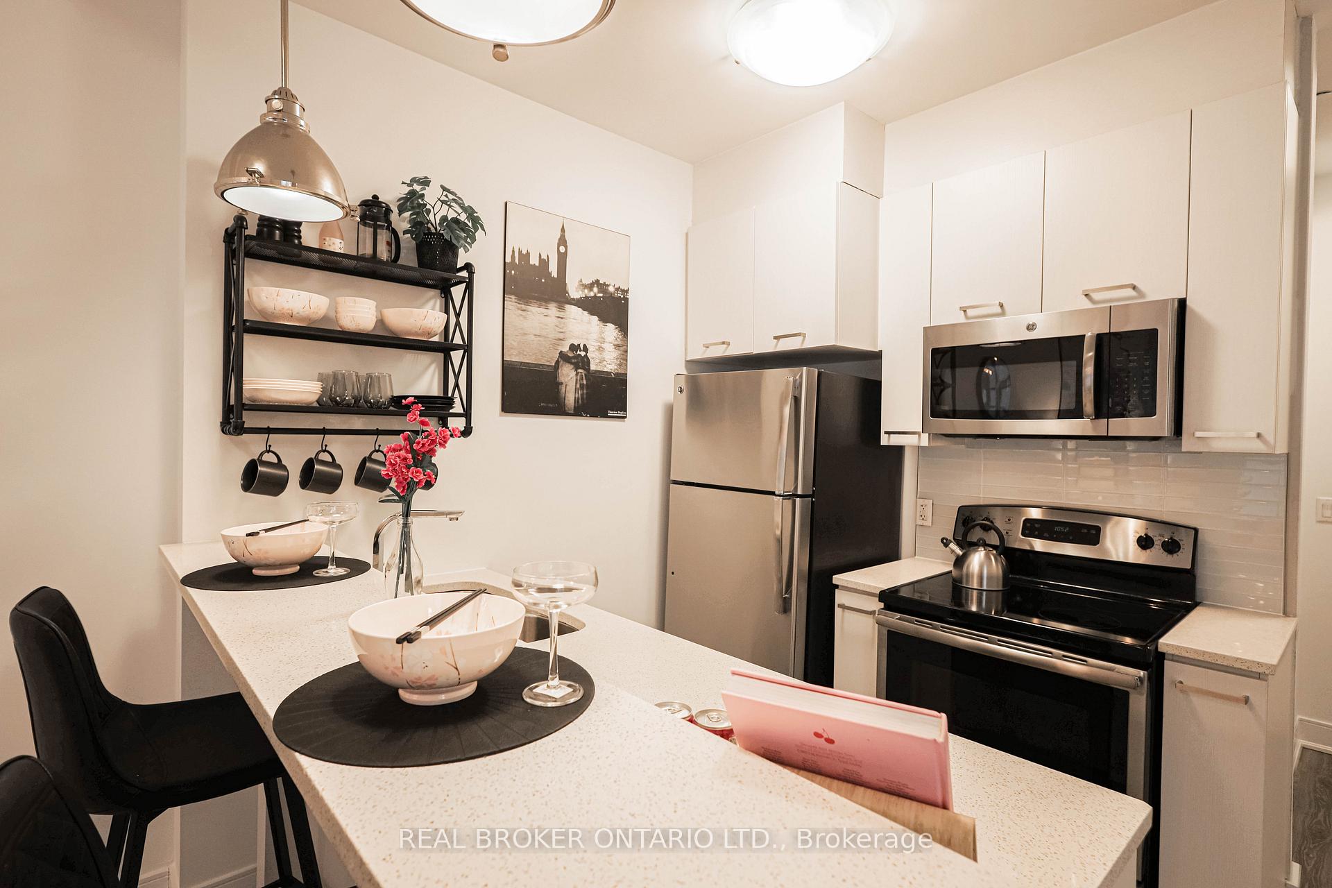 Photo 5 of Unit 311, 150 Main Street, Hamilton, Central — HOMEH