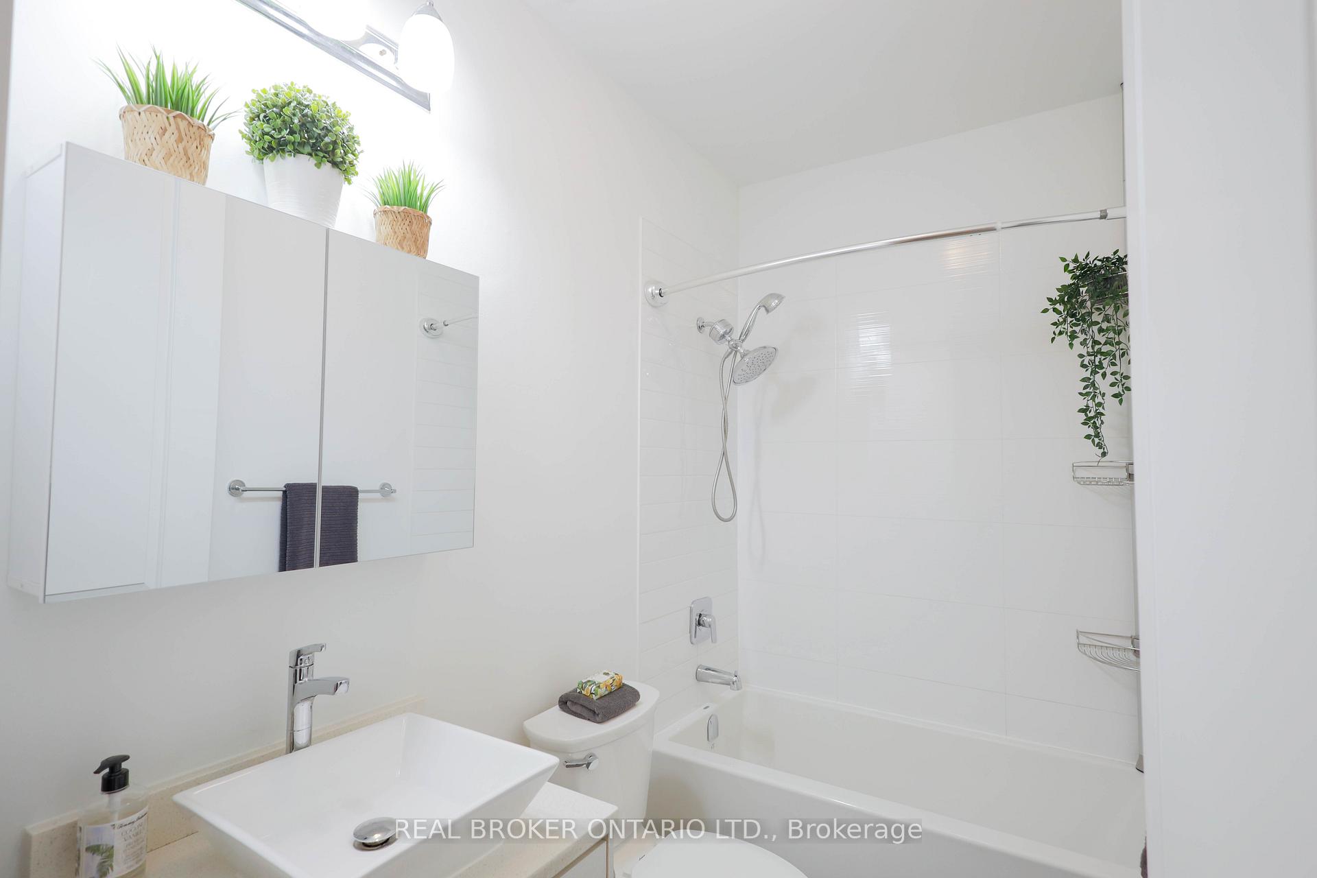 Photo 8 of Unit 311, 150 Main Street, Hamilton, Central — HOMEH